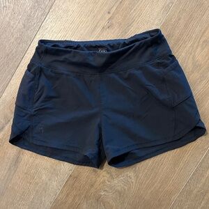 Athleta girl record breaker 3" short Size M (8-10)